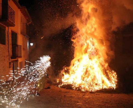 Fiestas de San Antonio Abad en Todolella.