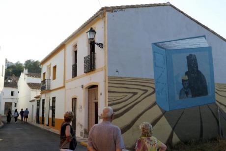 Art on the street in Senija, MOS