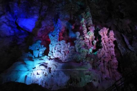 Las Cuevas del Canelobre en Busot (Alicante)