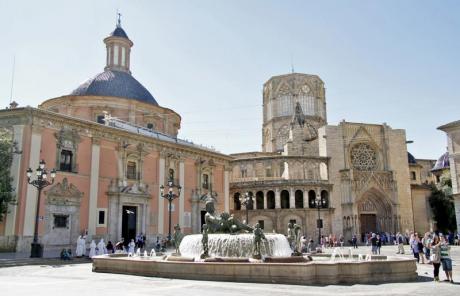 Besuch der Basílica de los Desamparados